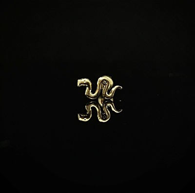 Piercing de cobra liso banhado a ouro