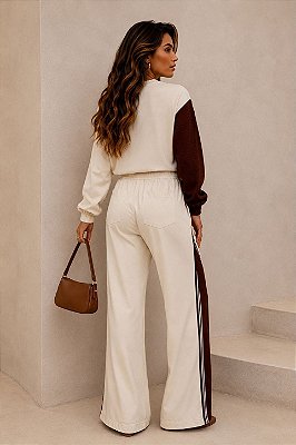 Conjunto Detalhe Tricot