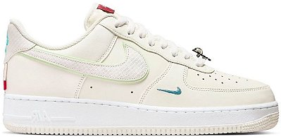 NIKE AIR FORCE 1 YEAR OF THE DRAGON