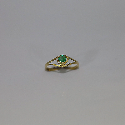 Anel de Esmeralda em Ouro 18k, lapidação brilhante
