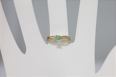 Anel de Esmeralda em prata banhado a ouro