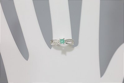 Anel de Esmeralda em prata
