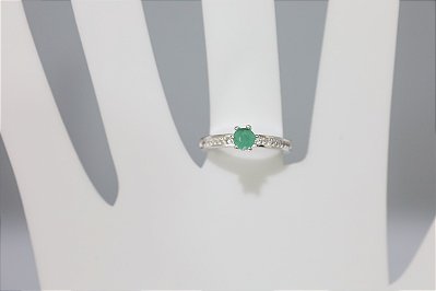 Anel de Esmeralda em prata