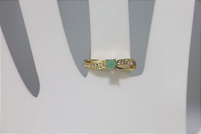 Anel de Esmeralda em prata banhado a ouro