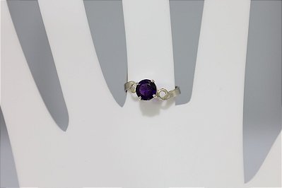 Anel de ametista natural em prata