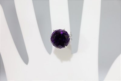 Anel de ametista natural em prata