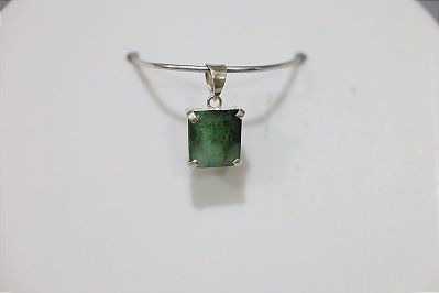 Pingente em prata com Esmeralda natural