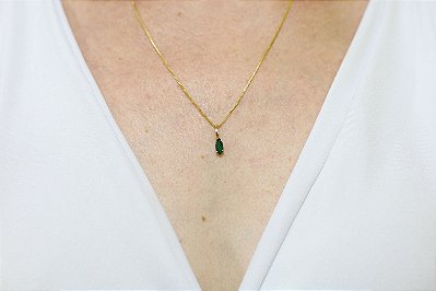 Pingente em ouro 18k com esmeralda natural