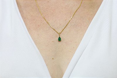 Pingente em ouro 18k com esmeralda natural