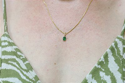 Pingente em ouro 18k com esmeralda natural