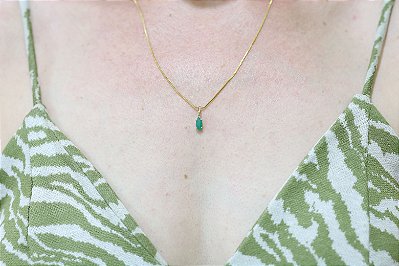 Pingente em ouro 18k com esmeralda natural