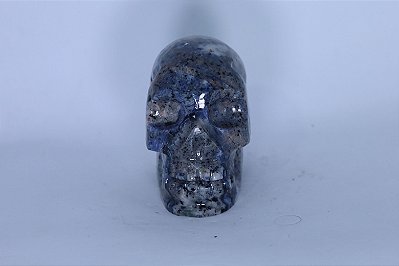Caveira de Sodalita Natural 362g - Escultura Natural ALT 6.5cm
