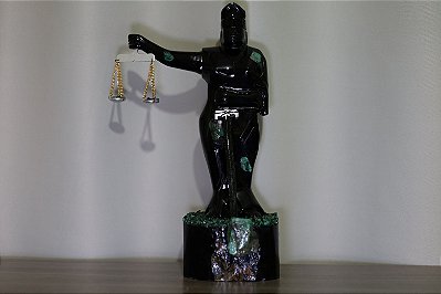 Deusa da Justiça em Esmeralda Altura 30cm 3Kg