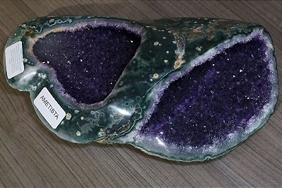 Ametista do Uruguai 1.7kg Lar 29cm