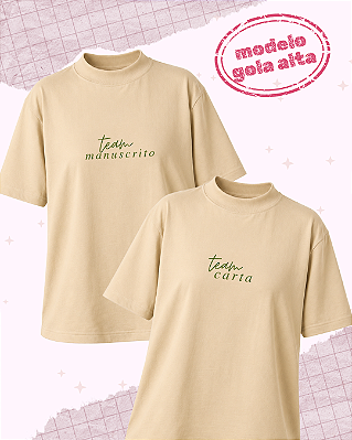 Camiseta Gola Alta "Team Manuscrito"