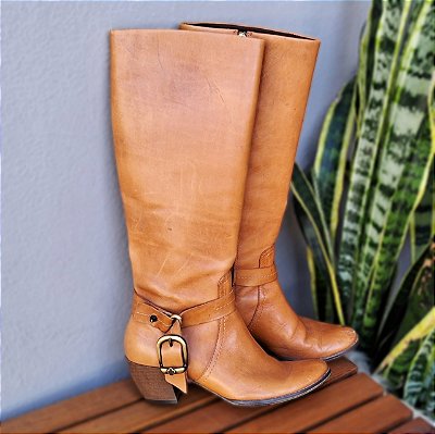 Bota couro Capodarte 34