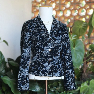 Blazer preto floral veludo cotelê P