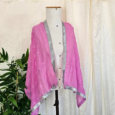 Echarpe rosa bordada