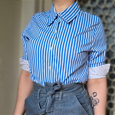 Camisa azul listrada M