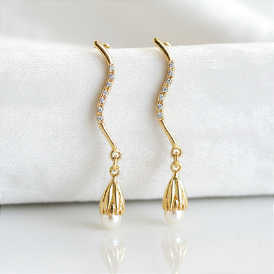 Brinco dourado folheado / banhado