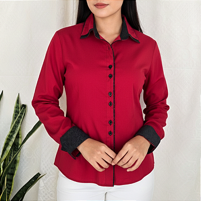 Camisa vermelha poá M