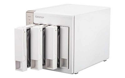 TS-451 Qnap - Storage NAS 4 Baias p/ HDD SATA