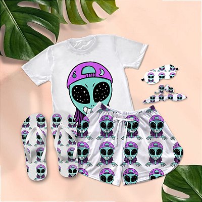 Kit Pijama Curto de Verão Alien Boné + Chinelo de dedo