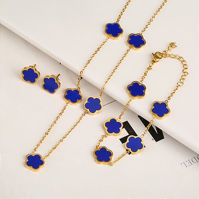 Conjunto de Jóias com Flor de Trevo
