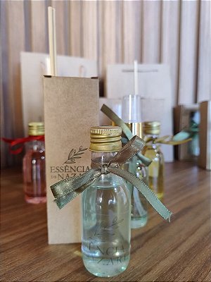 Essência de Nazaré - Perfume de ambientes Cedro e Musgo de Carvalho -Difusor de varetas - 50ml