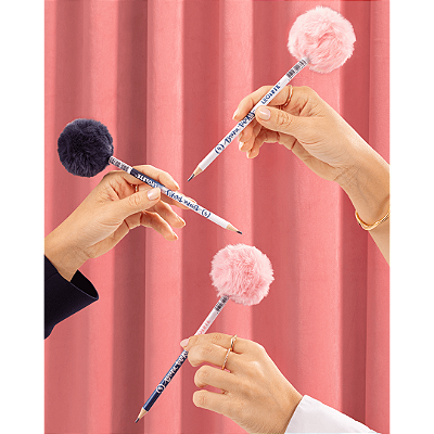 Lápis Grafite HB Plush com Pompom Bruna Tavares