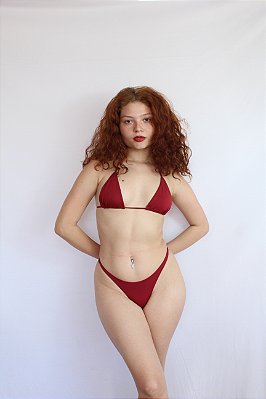 Conjunto Essencial Bordô