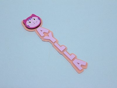 Aplique nome DJ Catnip batata grande - Casa Mágica da Gabby - 14cm - 1 unidade