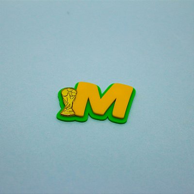 Aplique Inicial com Taça - Futebol - 5cm - 1 unidade