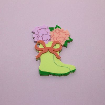 Aplique Botinha com flor - Jardim - 8cm - 1 unidade