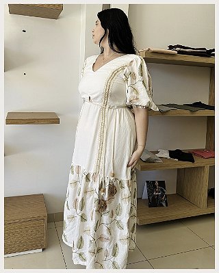 Vestido folhas tropicais