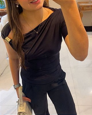 Blusa Fivela MJ preta