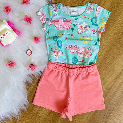 Conjunto Blusa Manga Curta Unicórnio Verde e Shorts Rosa Menina Tamanho 3