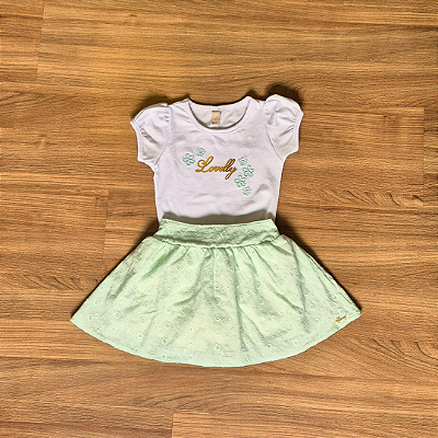 Conjunto Infantil Glinny – Blusa Estampada Branca com Brilho e Saia de Lese Verde Água - Tam 1.