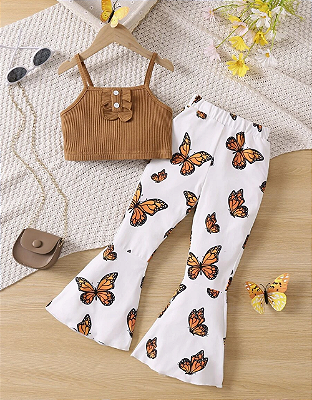 Top Com Babados E Calças Flare Com Estampas De Borboletas