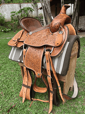 Sela Team Roping Profissional Entalhada All Mat + Manta QM Imports