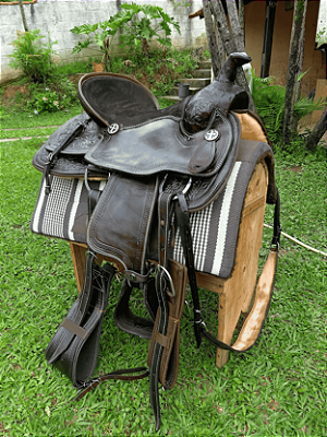 Sela para Ranch Sorting Profissional Marrom + Manta QM Imports