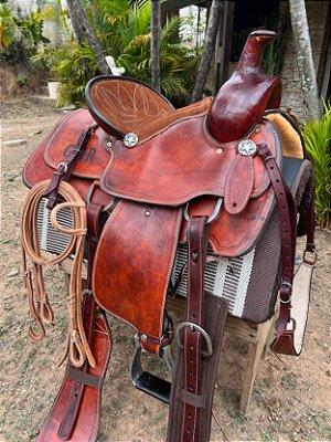 Sela Prova de Laço Western Master Profissional + Manta QM Imports