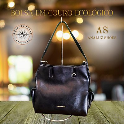 Bolsa na cor Preta com dourado em Couro Ecológico Pavão de Ouro em Peruíbe