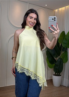 Blusa Assimétrica Frente Única - Detalhe em Renda