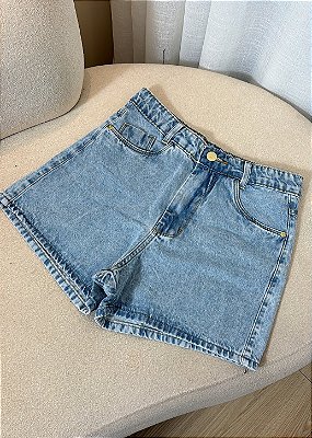 Short Jeans Mom Lavagem Clara