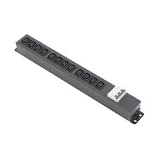 RÉGUA DE TOMADAS PDU TRIFÁSICA 36A COM 12 TOMADAS PADRÃO IEC320 C13 10A COM DISJUNTOR