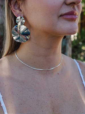 Brinco Grande Martelado ✨