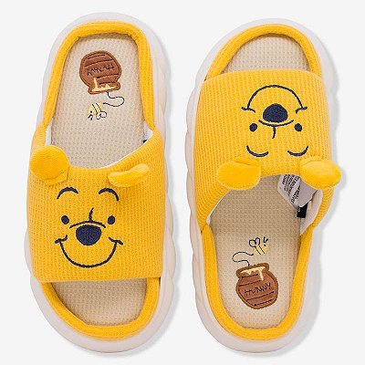 PANTUFA CHINELO NUVEM WINNIE THE POOH G | 39-41