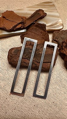 Brinco Retangula Vazado