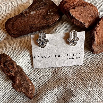Brinco Mão de Fátima - cravejado zircônia